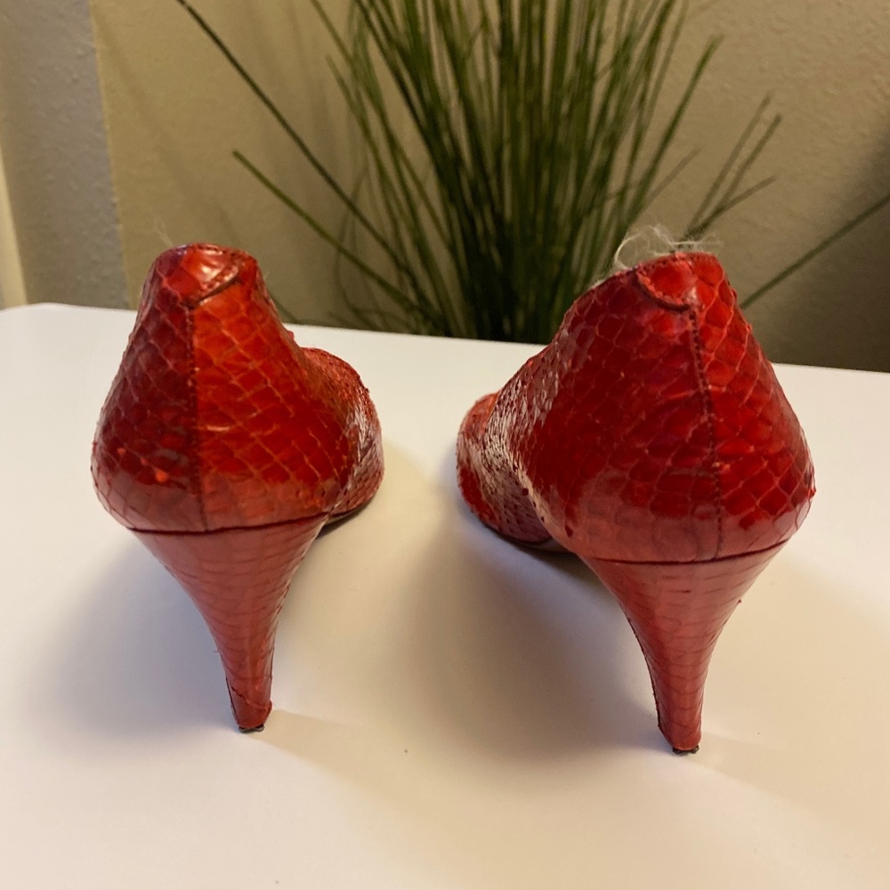 Vintage Evan-Picone Red Snakeskin Pump! Sz 7.5 N View 2